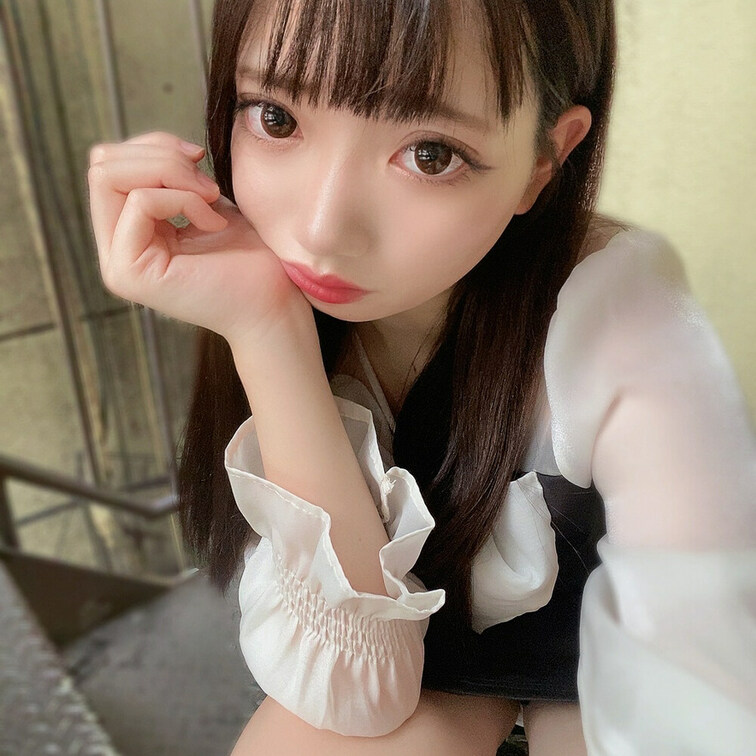 ❤️いいね&フォロー❤️してくれた方にはエッチな画像送りますね😉
よろしくお願いします!
女子大生のユッケです☺