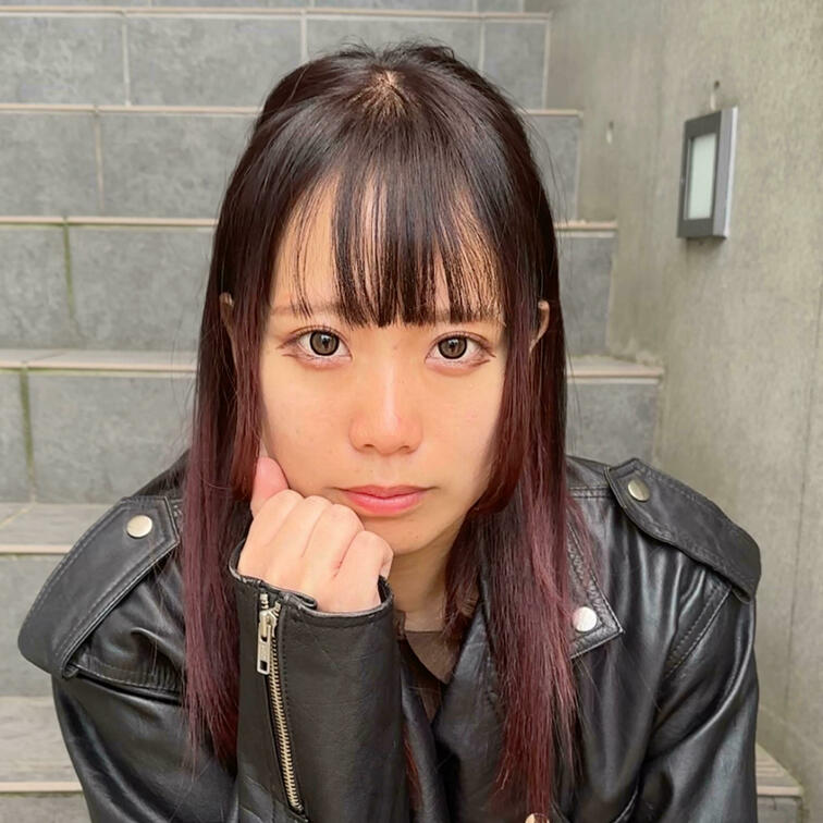 #205【MANAMI 24歳】
今回ストリートスナップに協力してくれたのは、レザージャケットを着こなすMANAMIち