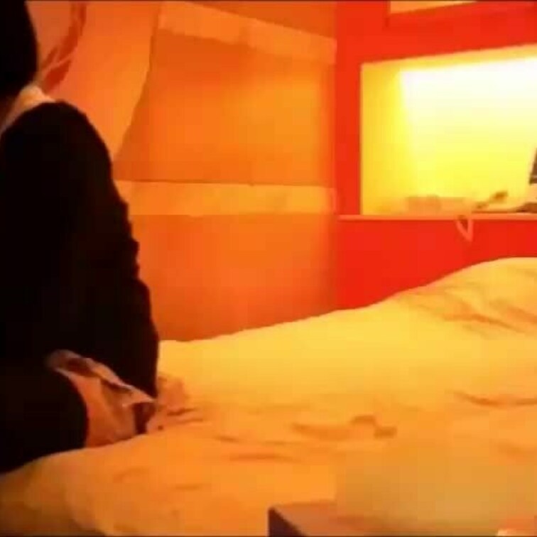 素晴らしいスタイルの本命の彼女と

騎乗位を満足するまで楽しんできました

騎乗位で果てるまで上下のピストン運動