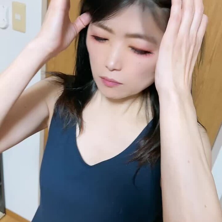 そろそろ髪切ろうかな🤔