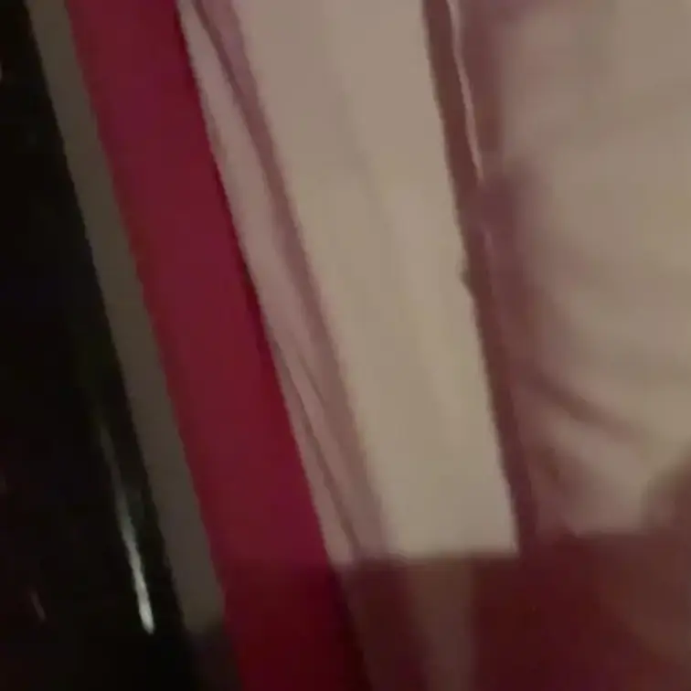 初投稿です！
人妻との動画を1分程度ですが、撮影しました。
個人撮影のため画角はかなり雑なことご容赦ください。
