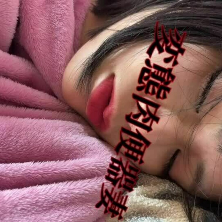 加工がズレて目がこわい😱💦