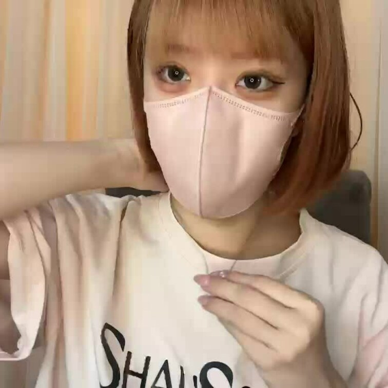 【みれい 20 歳】

みれいさんのライブ配信動画です
生配信 だと、1 回の有料配信を視聴すると、おおよそ平均 