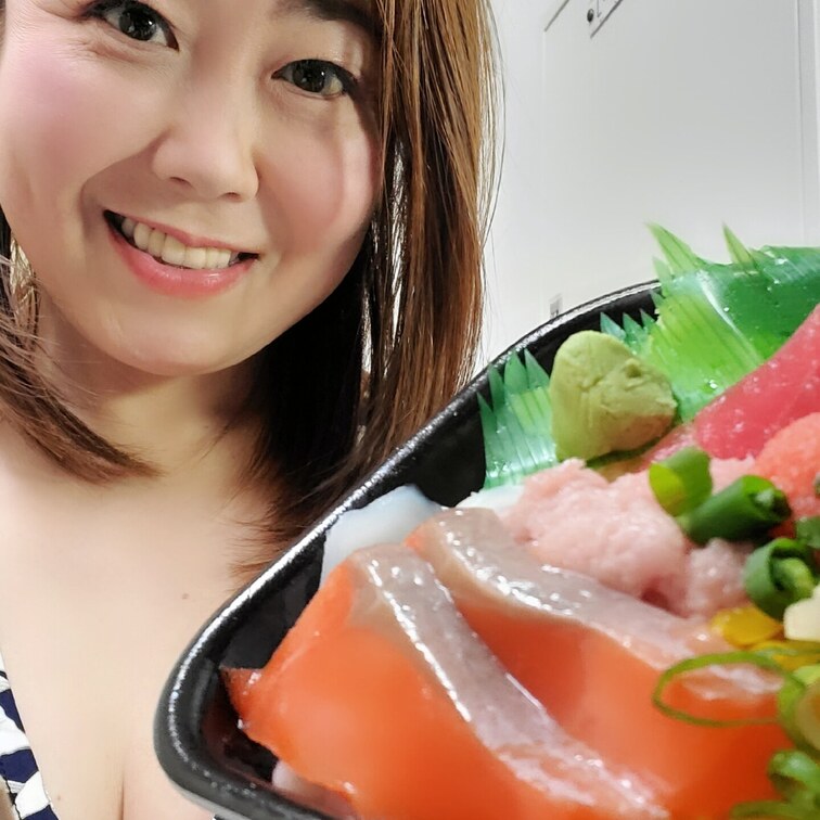 モグモグ😋✨