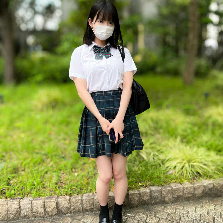 激レア【個人撮影】アイドルの研究生徒の割り切り映像_ベッドの上でよがり狂って中出しされる姿まで完全収録
