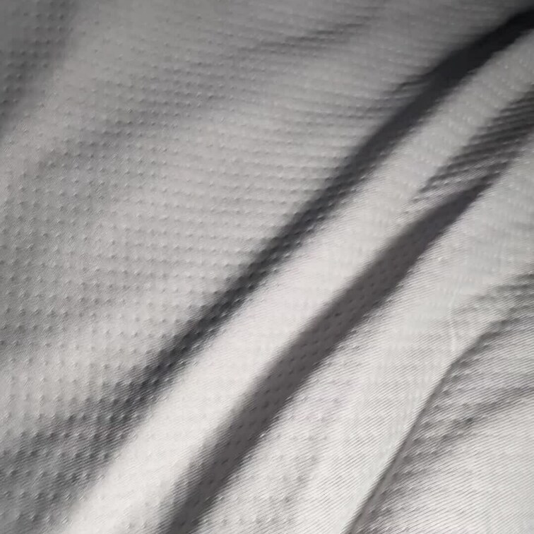 Jカップ人妻シリーズ続編！
中毒になってしまった複数企画！
またおほ声半端ないですw w

作品が『エロい！』『