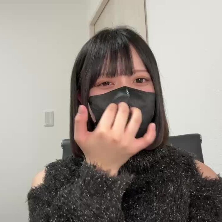 【りん 18 歳】

りんさんのライブ配信動画です
生配信だと、1 回の有料配信を視聴すると、おおよそ平均 5,0