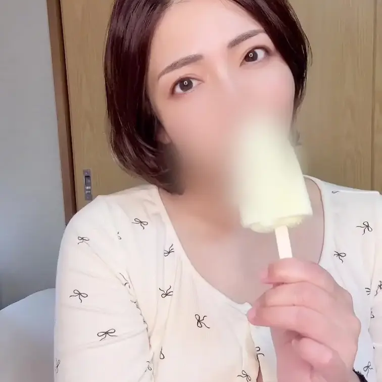 ペロペロ😋