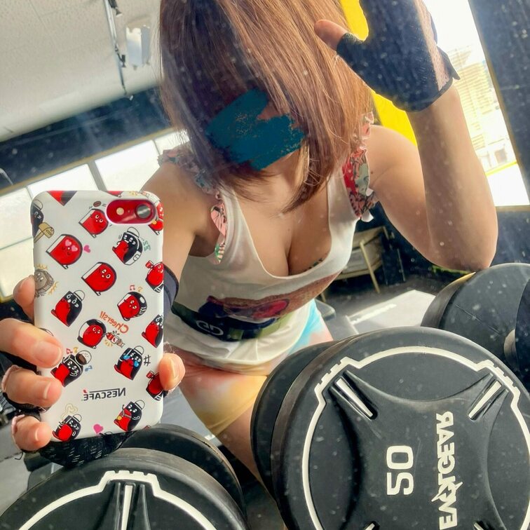 久しぶりにお気に入りのビキニを履いてみたら小さくて笑いました🥰