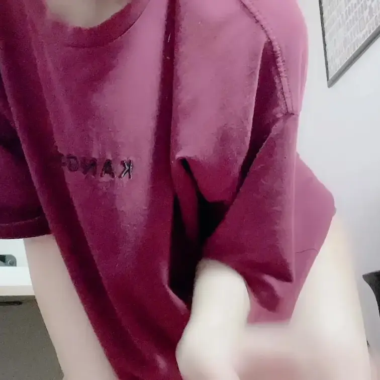 今回は「立ちながらオナホでえっち」した動画だよ？
いーーーーっぱい腰を振ってイクイクしちゃいました...

えっろ