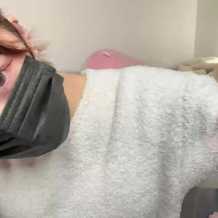 【みれい 20 歳】

みれいさんのライブ配信動画です
生配信だと、1 回の有料配信を視聴すると、おおよそ平均 5