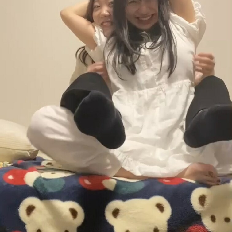 
皆様いつもご購入ありがとうございます☺️
今回のくすぐり動画はこちらです👍

是非見てあげてくださいね(  ˆ