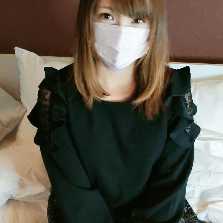 画像は1枚じゃないからスワイプして見てね🥰
皆さまから多大な愛(いいね♥)をたくさん頂けるお陰でmyfansのおす