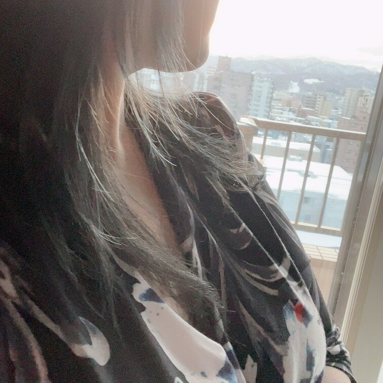 日曜日も終わりですね…
今日もあっは～んな動画やうっふ～んな画像をうｐしちゃおうかな(*´艸`*)