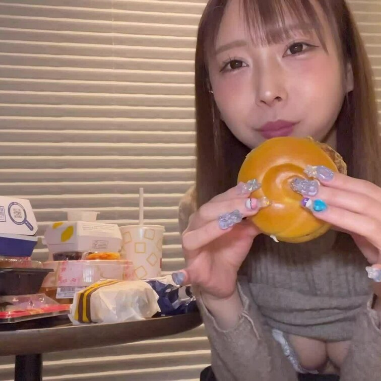 ✅本編はこちら➜ https://myfans.jp/posts/fde479e4-b986-496e-9f7c-6c2