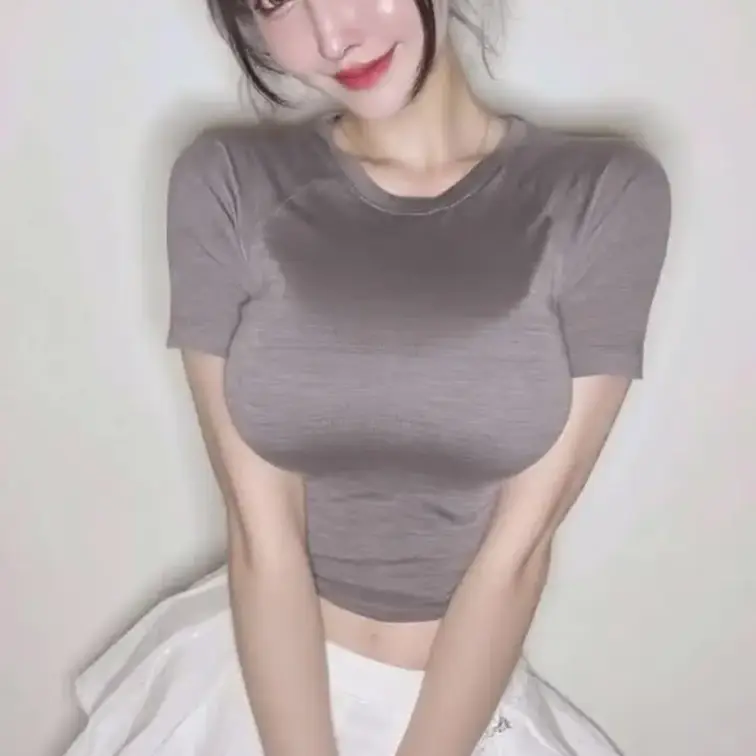 ノーブラだよん💓

こんなんでデートしててみたい？