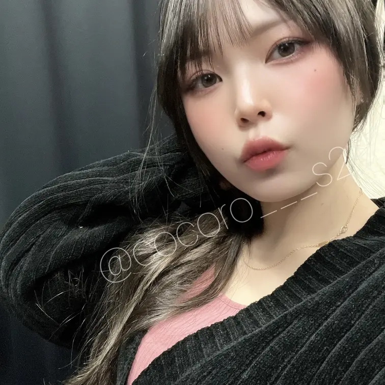 風が強くて寒かった〜🥶

今日は新しいことを始めた日でした☀️
いつか実るといいなぁ…

ポニテしてた髪の毛ほ