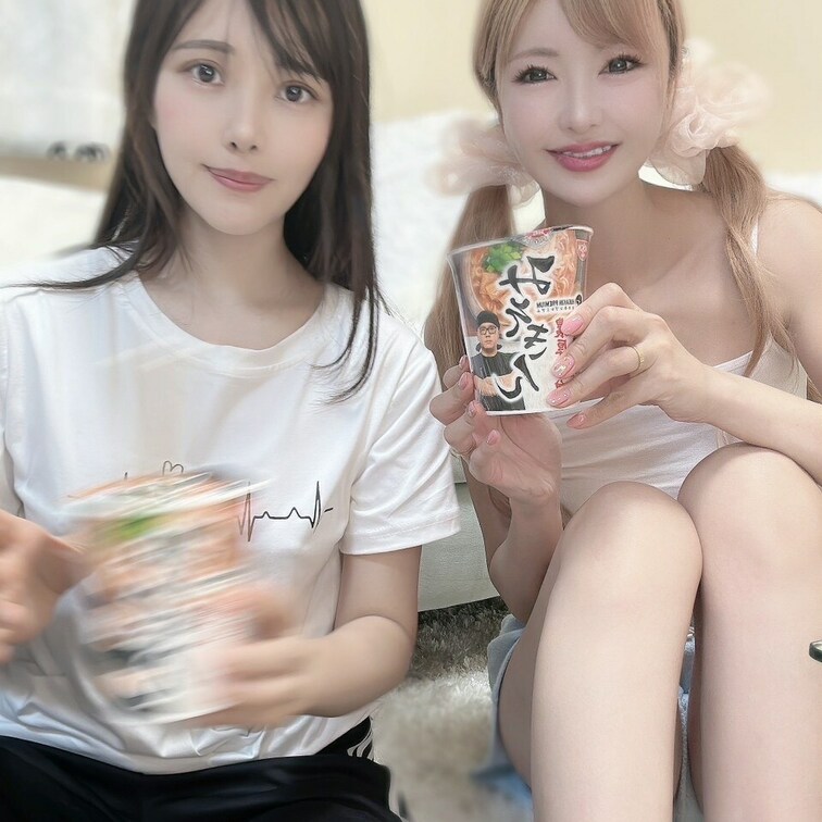 近々公開のいおりさんとのみそきん🍜

知ってるかな？？

手が荒ぶっている🫨🫨

とっても楽しかったからみて