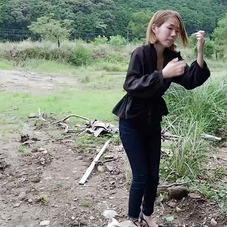 祝！YouTube動画公開。りりさんの那智勝浦温泉での脱衣と入浴を再掲します。