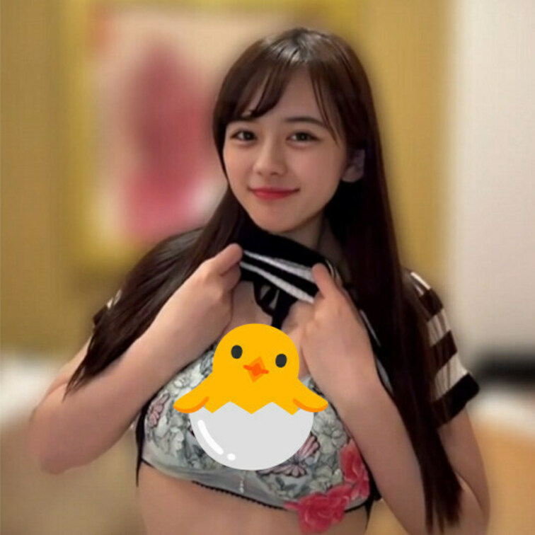「いいね！」押してから見てね♡

おっぱいちらり🫣
-------------------------------