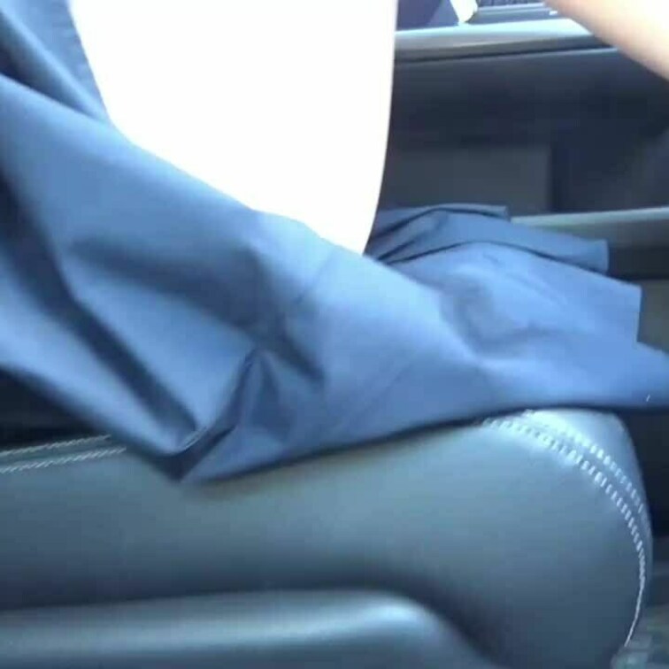 別角度からのパンチラです。
音声無しですみません🙇コメント下さい。