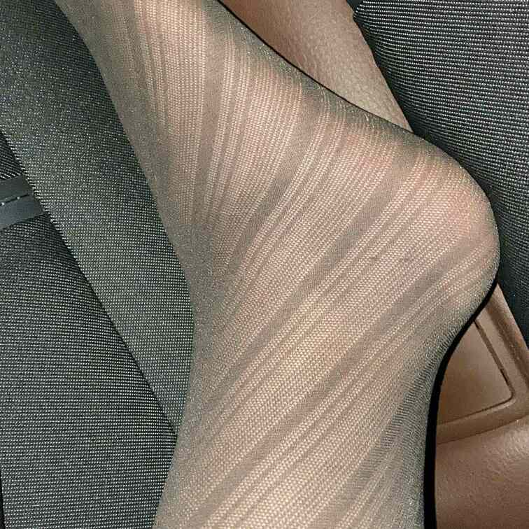 パンスト脚〜😍