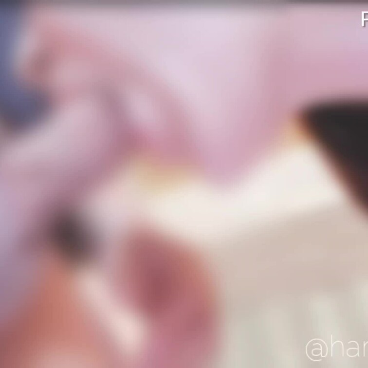 【喉奥イラマ】

『ぐぼっ』
『喉開け、喉開け』
『ぐぼぅっ!!ぉぶぉ』
『んんっ、ぶっぶぼぉっ』
『やめる