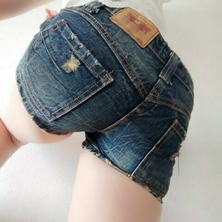 デニムからパンツです😊