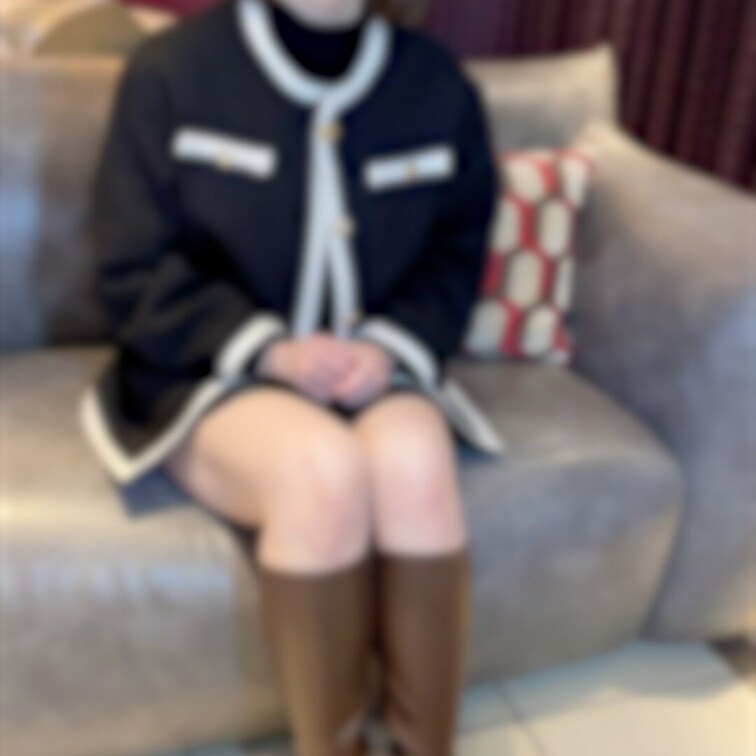 １週間限定！！【先行公開】笑顔満点！屈託のないスマイルでびくんイキする超敏感美女。電マをグイグイ押し当てられ激しくイキま