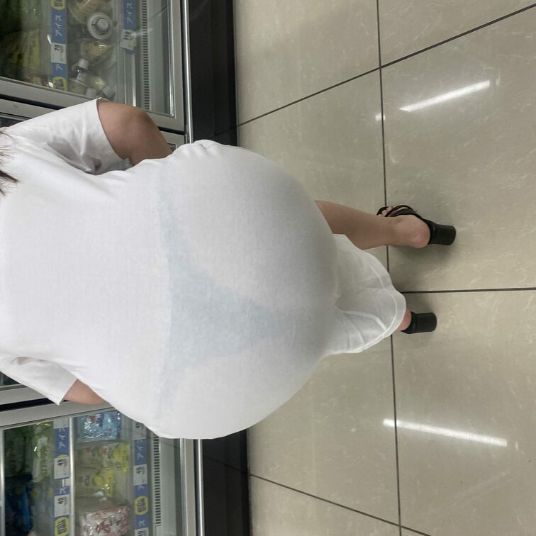 安心してくださいTバック履いてますよ　
もっとdeens会員様へは、ムービー📽どうぞ