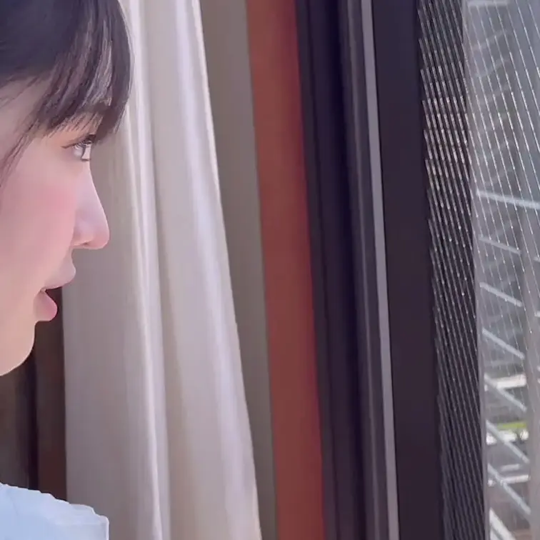 こんな可愛い子がカメラの前でセックスする時代になったんですね。本編でも可愛いのでぜひご覧下さい。
【中出し編】
ht