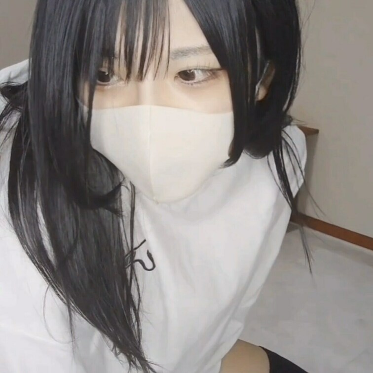 【動画内容】
◆カメラ目線でオナニー
◆射精シーンあり

いいね、フォローしていただけると嬉しいです！
次回新