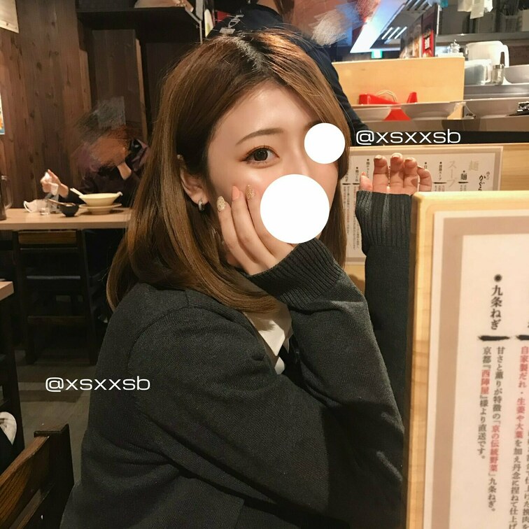ラーメン待ちきれなくて
ニコニコしてる すいま🧸𖤐⡱
実は露出魔だけど
いつもは普通の女の子だよ。