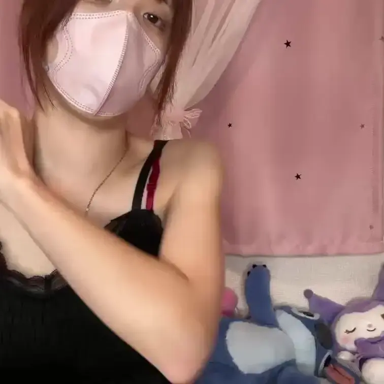 【みれい 20 歳】

みれいさんのライブ配信動画です
生ライブ配信だと、1 回の有料配信を視聴すると、おおよそ平