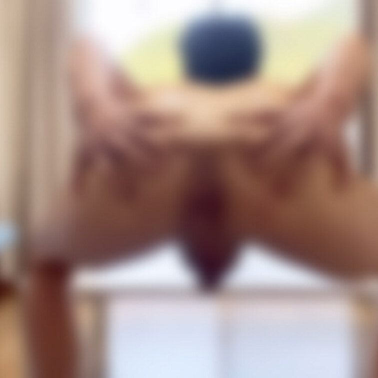 【素人/オナニー】連休中に発情したメガネ男子のアナルさらけ出しオナニー🥰