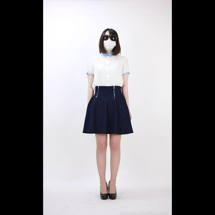 文学部で西洋文学を学んでいる女性。
日本ではミステリーが好き。
バストが大きくサイズはEカップ。
白い肌で綺麗なお