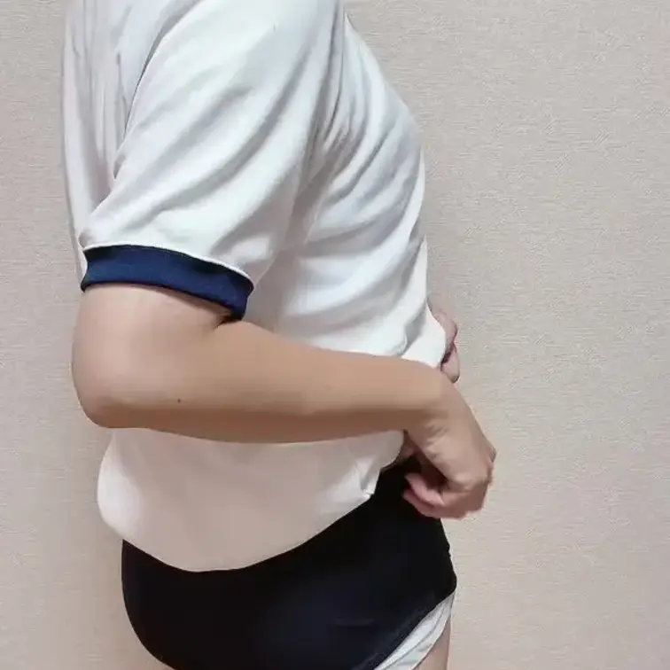 男の娘がブルマのハミパンを直すだけの動画❤️‍🩹