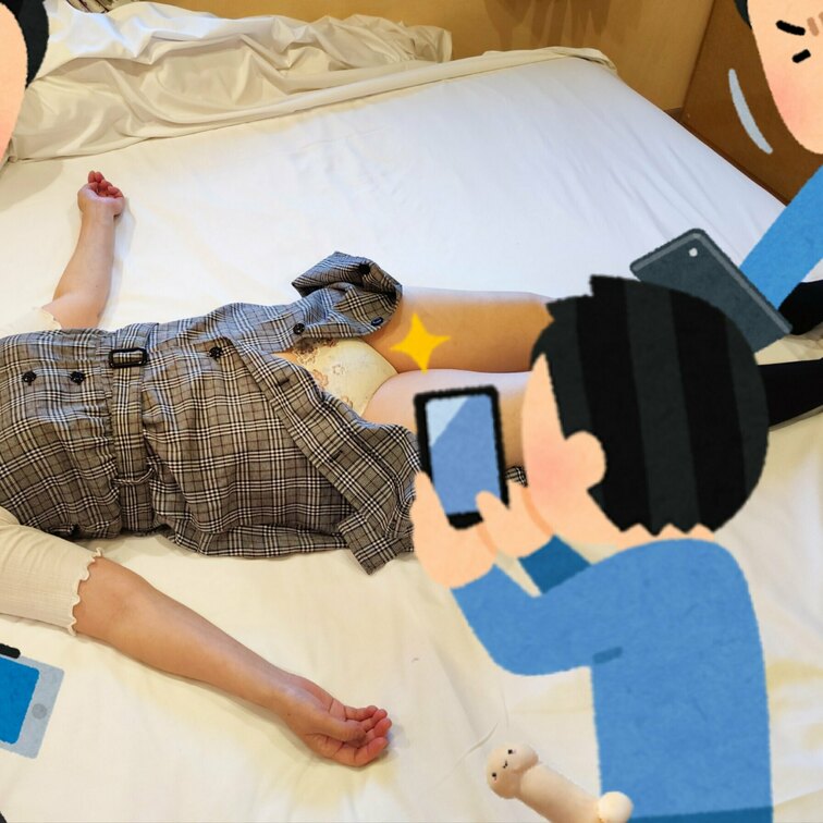 元保健室先生　保健室のベッドに寝かされて
こんな事されて、？






○○○熟女パンティー下着姿複数