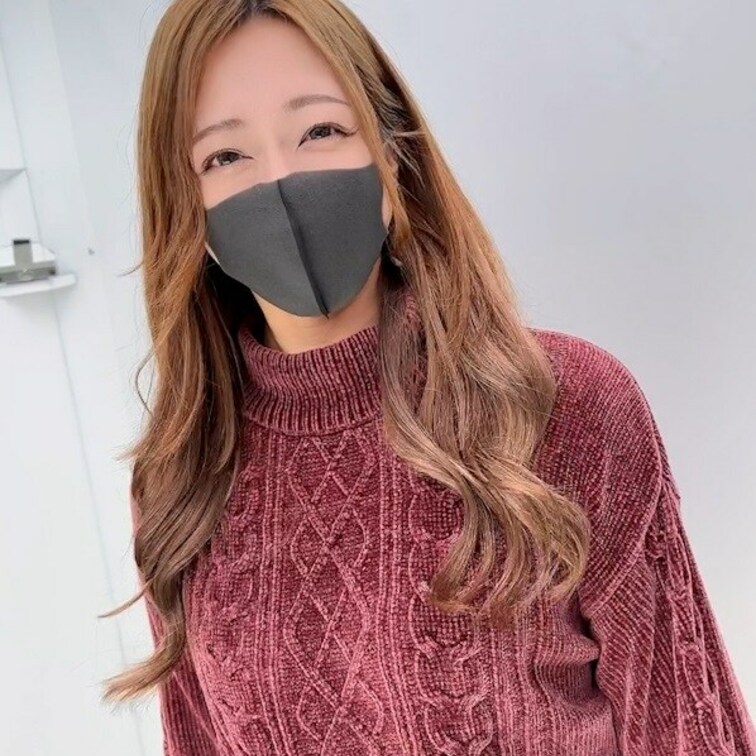 【個撮】事務員OLとキャバ嬢の両刀使いｐ活美女。高嶺のスレンダーな身体にガン突きで目がトロン♥大量生中出しハメ撮り！
