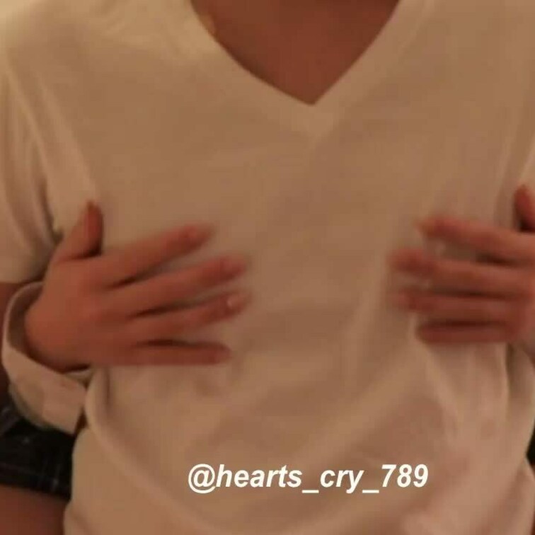 制服コスで乳首責め🤭💕