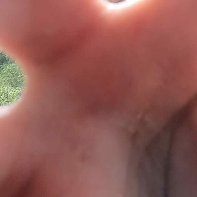 誰もいない混浴でこっそり中出し❤