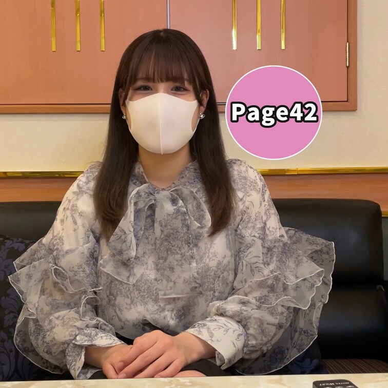 Page42は舌ピがエロい女子大生です
明らかにカースト上位の見た目に
ピンクがかった乳輪の美乳Eカップの持ち主。
