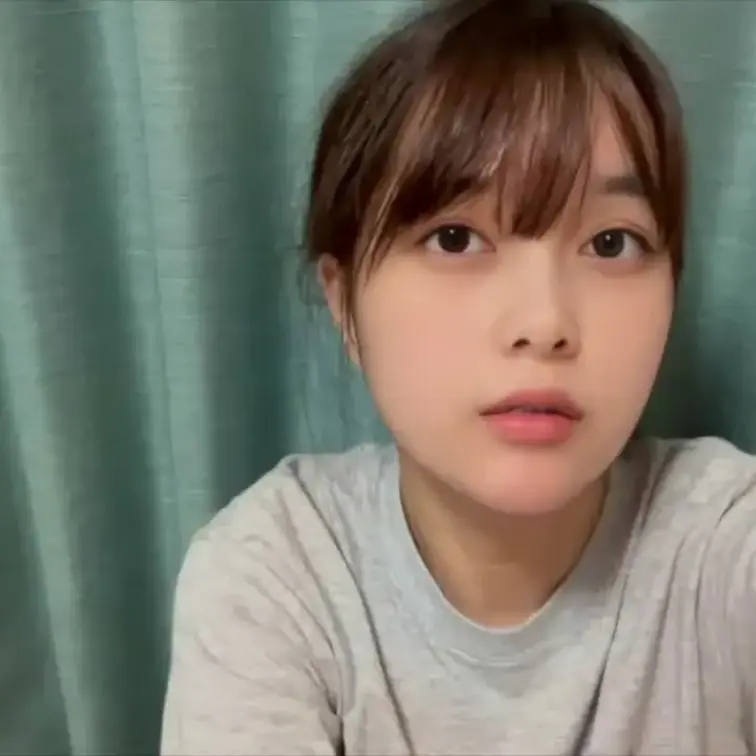 【ファン限定フル動画】🎁

どんなに真面目そうな可愛い女子◯生でも、家ではこんな風に毎日オナニーしてるんだよ…沢山見