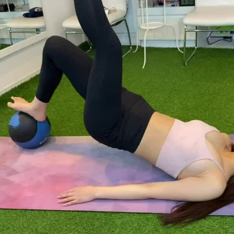 美女トレ🍑