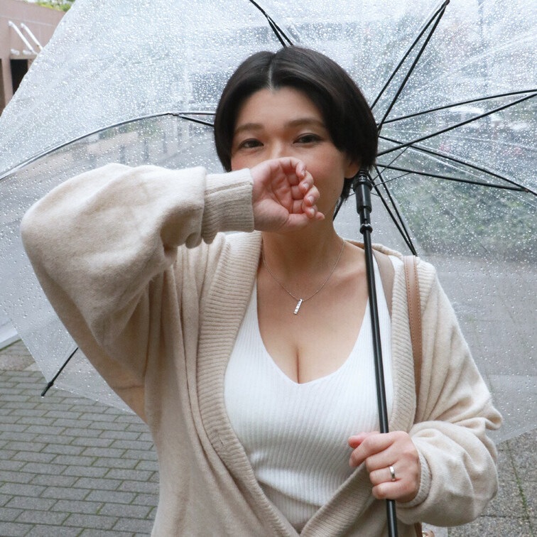 経験人数ひとりの巨乳妻をいきなりNTR貸し出しした無茶振り夫が他人棒によがりまくる奥様を見て自分の不甲斐なさを痛感した映