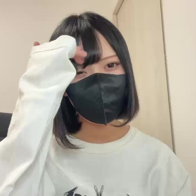 【りん 18 歳】

りんさんのライブ配信動画です
生配信だと、1 回の有料配信を視聴すると、おおよそ平均 5,0