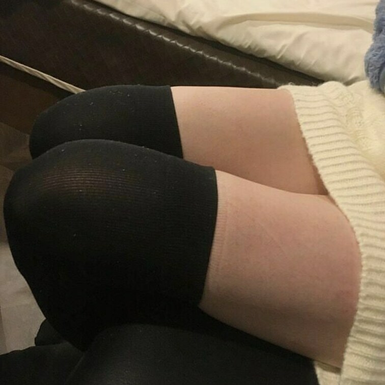アサイです！よろしくお願いします。
手始めに以前インスタに上げていたセクレポで使用した写真を投稿してみます。顔出しなし