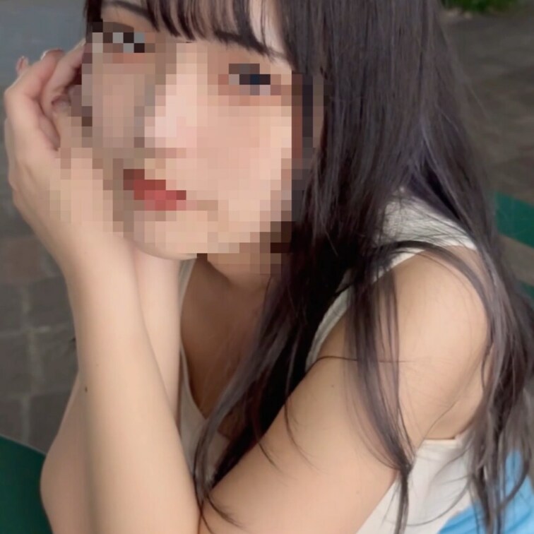 はじめまして♡
大学2年保育科のななです🎵

普段は普通の大学生ですが、
実はご主●様に飼われている
メス🐶で