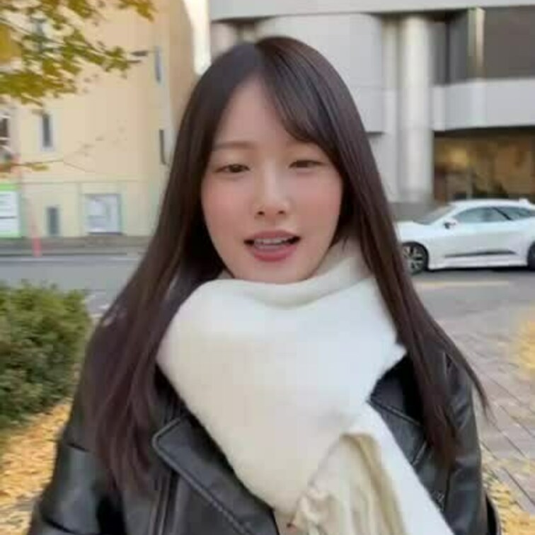 改めて自己紹介

渋谷区在住の大学生の唯花です♪
去年○○○が失踪してから一家離散して一人暮らしを始めました
