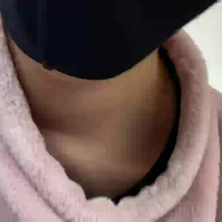 【みれい 20 歳】

みれいさんのライブ配信動画です
生配信だと、1 回の有料配信を視聴すると、おおよそ平均 5